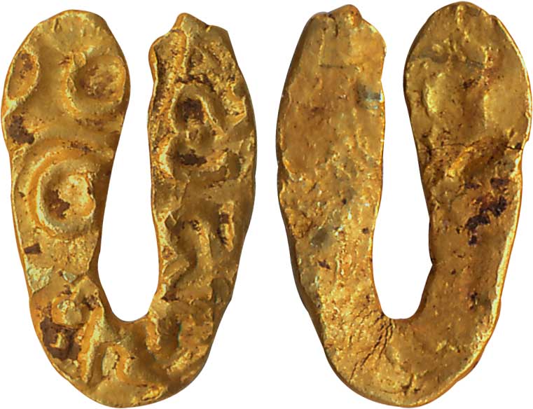 Silaharas of Wai- Karad region Gold U-shaped Fanam 0.50g Unifaced “Garuda” type Obv: Garud