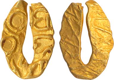Silaharas of Wai- Karad region Gold U-shaped Fanam 0.50g Unifaced “Garuda” type Obv: Garud