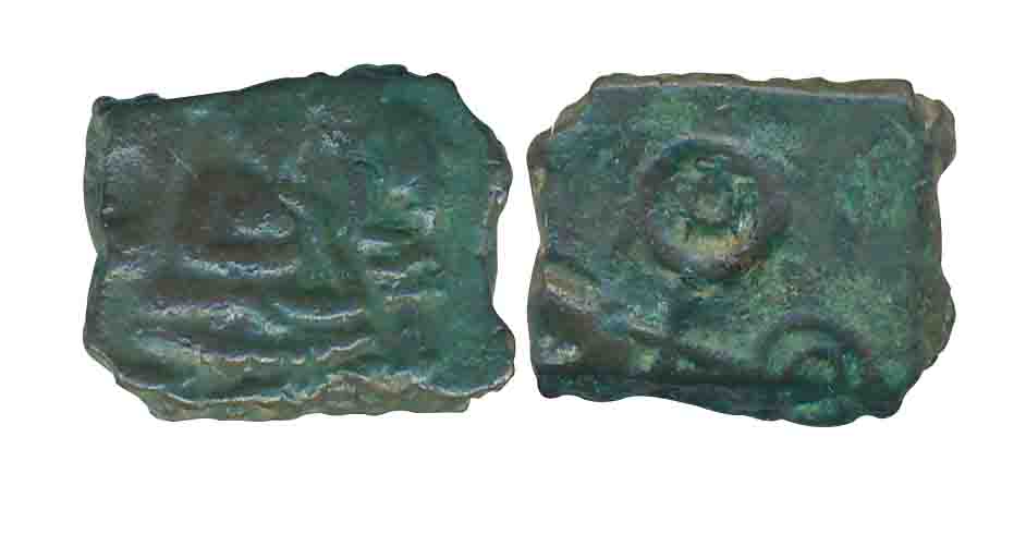Post Mauryan, Ujjain, Copper Unit, 3.88g, “Gaja Laxmi” type, Obv: Goddess Laxmi seated in 