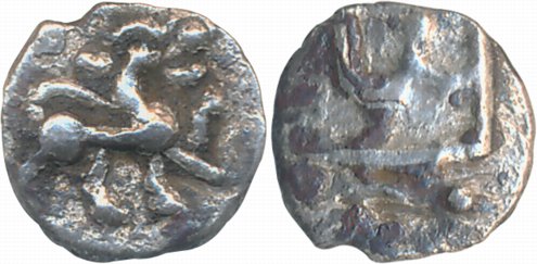 Vijayanagar Feudatories, Silver Tara, 0.16g, Obv: lion facing right, Rev: Devanagari lette