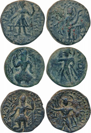 Kushanas, Kanishka, Copper 1/4 Drachma (3), 4.31g, 4.10g, 3.67g, Obv: King standing facing
