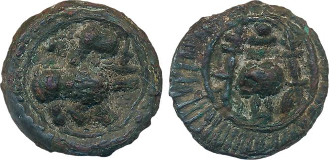 Vishnukudin, Copper, 7.29g, Obv: Lion standing to right, Rev: Conch flanked with lamp-post