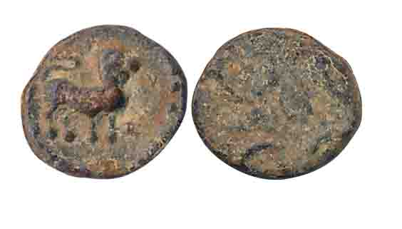 Andhra Region, anonymous issue, Lead, 0.75g, Uninscribed, Obv: Lion facing right with curv