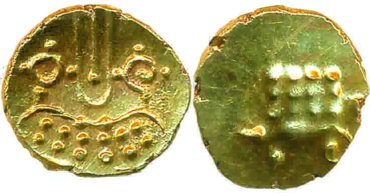 Hoysalas of Dwarasamudra, Gold Fanam, 0.37g, Obv: Lion to right with crescent like curve o