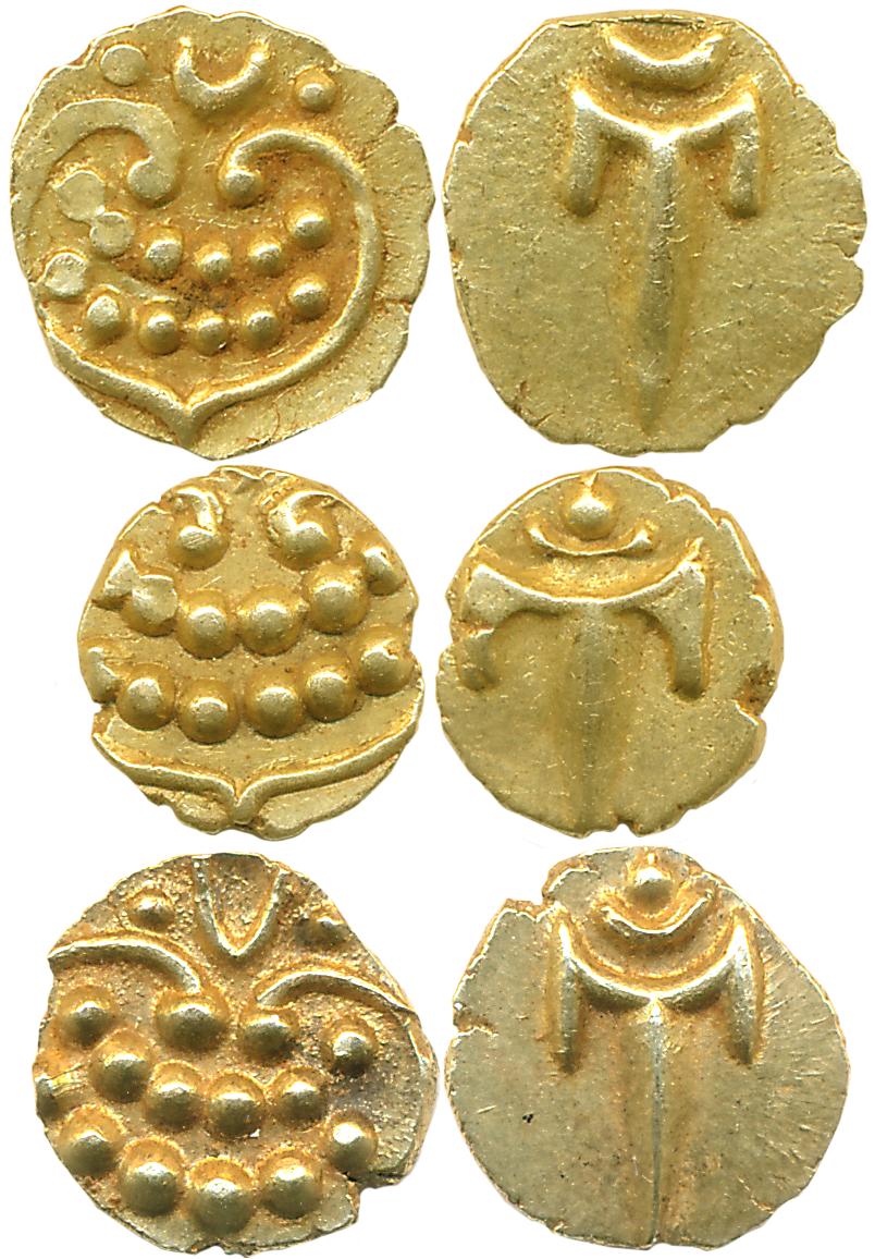 Venkoji, Gold Fanam (3), 0.42g, 0.41g, 0.42g, Obv: Stylised Lion with pellets, Rev: Dagger
