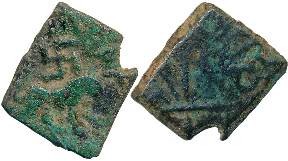 Satavahanas, Siri Satakarni, Nasik Region, Copper, 4.19g, Obv: Lion walking to right bold 