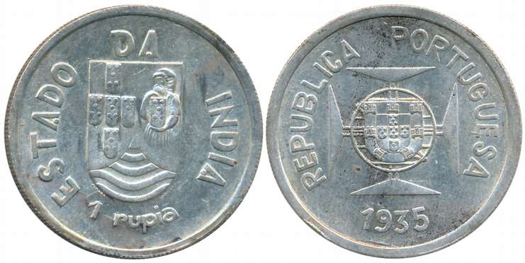 Silver Rupia, 1935, Obv: Shileld on lined circle at centre of Maltese cross, Rev: Divided 