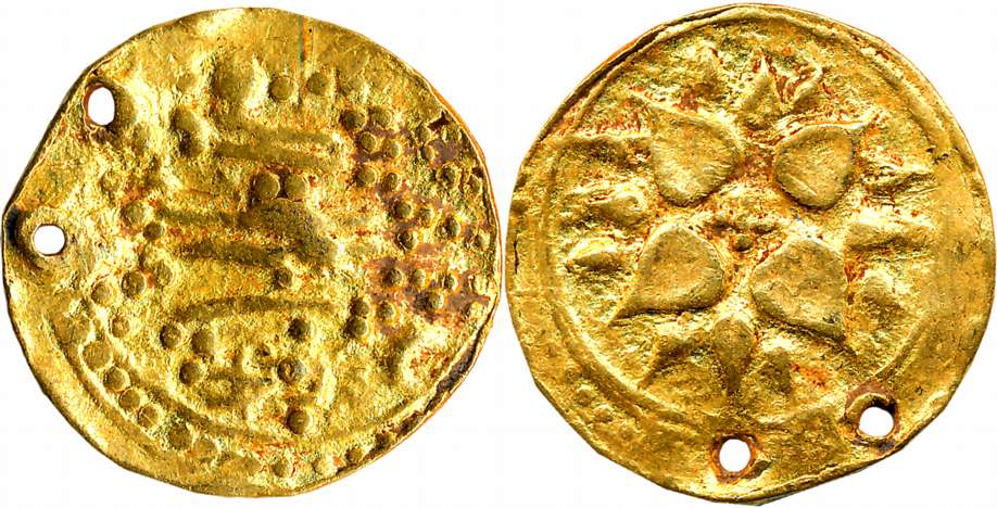 Chalukyas of Badami Period, Gold Varah, 4.68g, Obv: Temple, Rev: Full bloomed Lotus. Pierc
