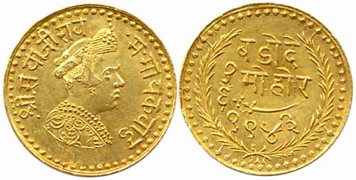 Sayaji Rao III, Gold, 1/6th Mohur, 1.17g, VS 1943, Obv: Crowned bust to right, Rev: Value 