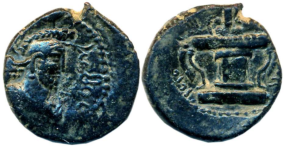 Kushano Sasanians, Kobad, Copper Drachma, 4.53g, Obv: Bust of king wearing lion-headdress,