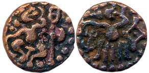Venad Cheras, Copper, 1.32g, Obv: Stylised figure flanked by lamp and chuckram Rev: seated