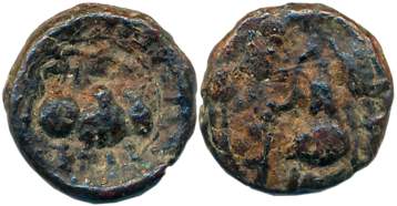 Post Vakataka, Khandesh Region, Copper Base Alloy, 2.00g, “Vishnukundin” type, Obv: Humped