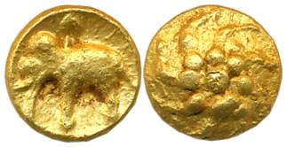 Medieval Karnataka, Anonymous Gold Fanam, 0.65g, Obv: Full bloomed Lotus, Rev: Elephant fa