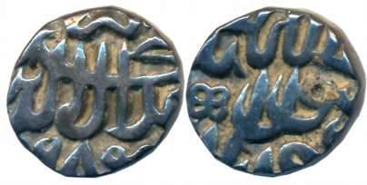 Akbar, Silver Tanka, 6.95g, “Malwa” issues, Ujjain Mint, AH 984. Very fine.