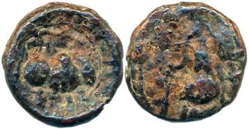 Post Vakataka, Khandesh Region, Copper Base Alloy, 2.00g, “Vishnukundin” type, Obv: Humped