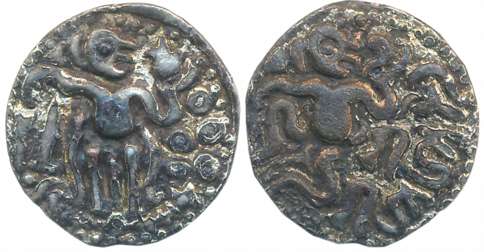 Imperial Cholas, Raja Raja I, Debased Silver Kanvahu, 3.54g, Obv: King reclining on a mat 