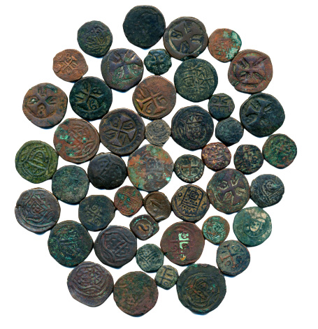 Goa, Copper (46), various types and denomination. Fine to very fine. 46 coins.