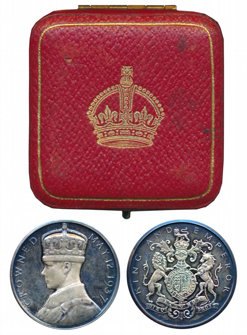 George VI and Queen Elizabeth Coronation Medal, Silver, 12.42g, 1937, Obv: Bust of George 