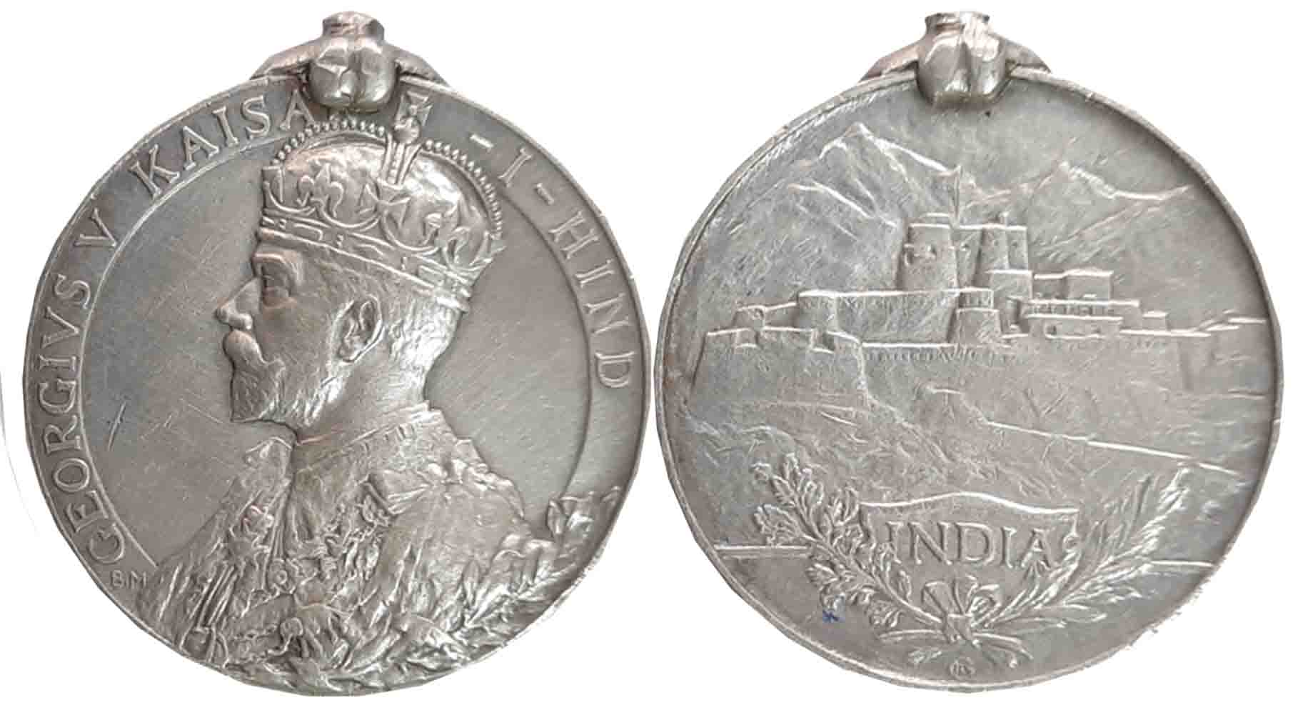 India General Service Medal, George V, Silver, 32.75g, Awarded to “19805 Bearer Hari Shank