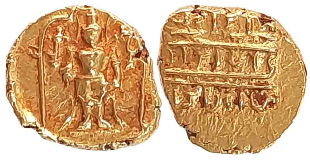 Gold 1/2 Pagoda, 1.72g, Pulicat, Obv: Lord Venkateshwara, standing within a decorated fram