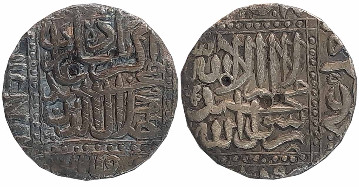 Akbar, Silver Rupee, 10.71g, Anharwala Patan Mint, AH 984 (KM# 80.3). Very fine, very rare