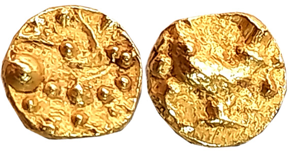 Kadambas of Hangal, Gold Fanam, 0.37g, Obv: Lion walking to right facing back, Rev: Peacoc