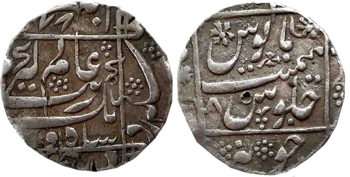Aurangzeb, Silver Rupee, 11.50g, Broad flan, Junagadh Mint, AH 1078, both sides legend wit