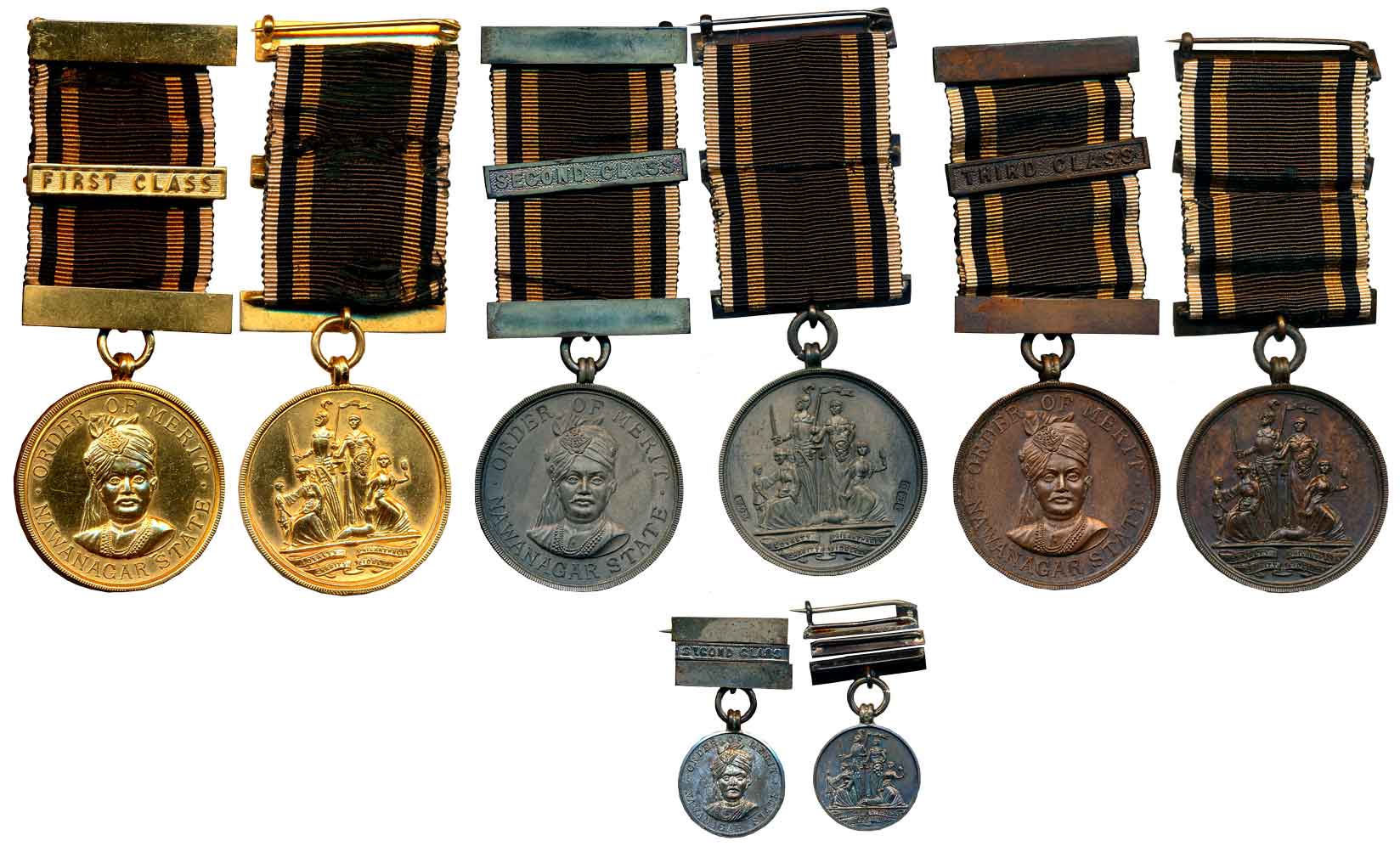 Nawanagar, Jam Sri Ranjitsinhji, Complete set of Order of Merit Medals (4), Gold, First Cl