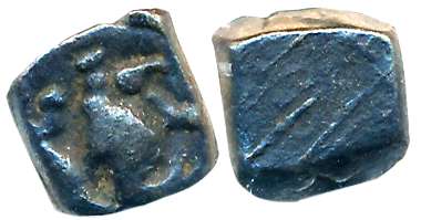 Yadavas of Devagiri, Silver, 0.79g, Obv: Lion to left, Rev: Traces of Devnagari legend. Fi