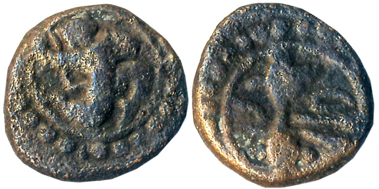 Nayakas of Gingee, Copper, 3.17g, Obv: Garuda running to right without wings, Rev: Conch a