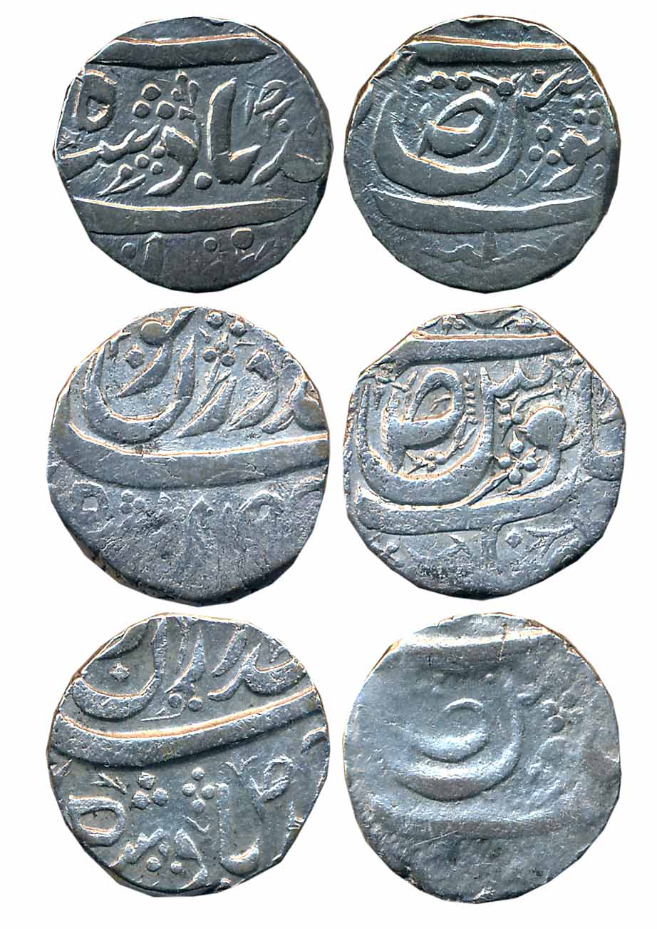 Silver Rupees (3), 10.70g, 10.62g, 9.95g. Fine to very fine. 3 coins.