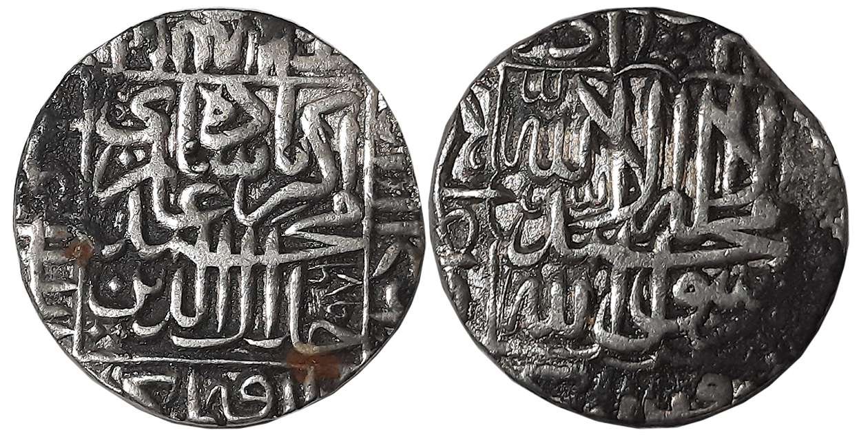 Akbar, Silver Rupee, 11.24g, “Kalima” type, Dar ul Khilafat Agra Mint, AH 976 (KM# 80.1A).
