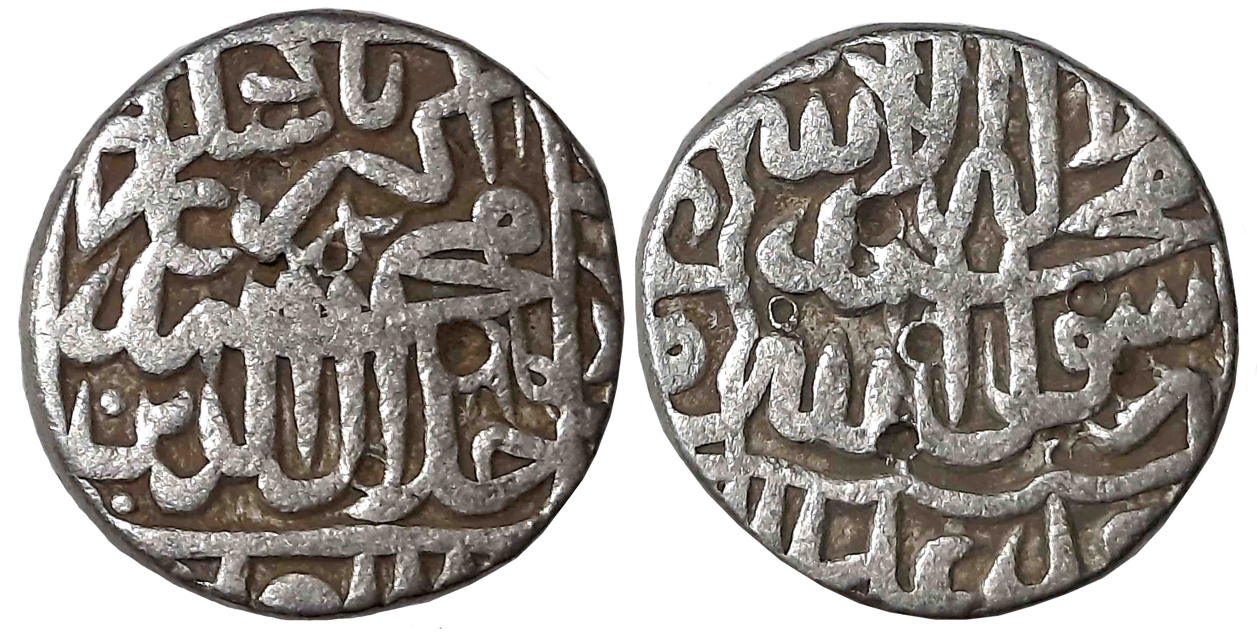 Akbar, Silver Rupee, 10.56g, “Kalima” type, Mint off flan. Very fine.