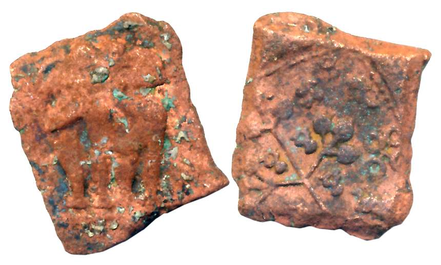 Pre-Satavahana, Marathwada, Vidarbha, Uninscribed die-struck coin, 2.98g, Obv: Elephant st